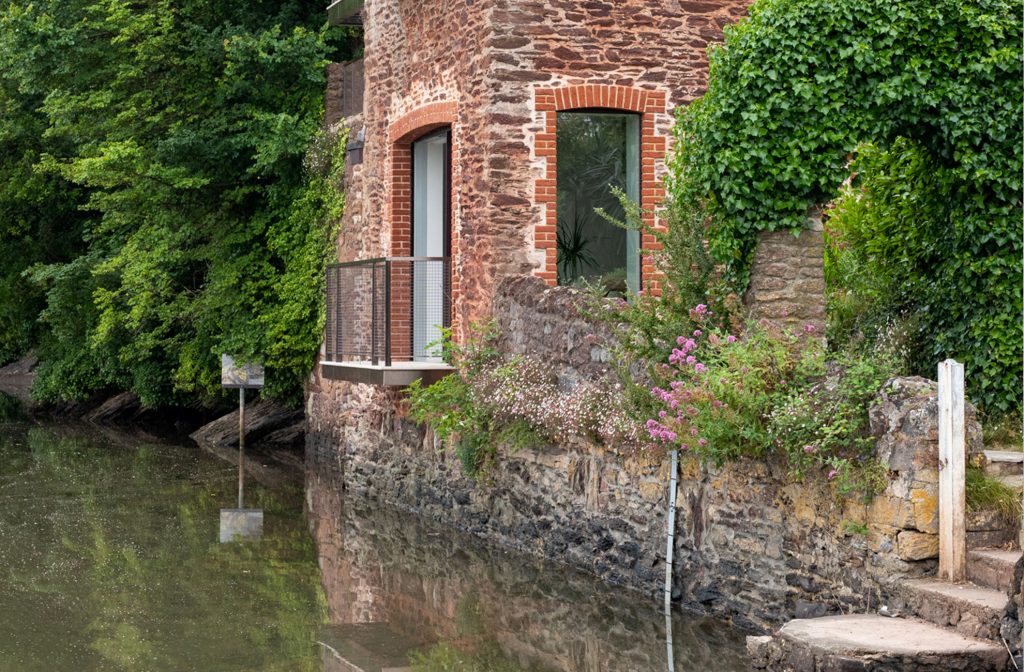 Contemporary stainless steel balcony in Totnes, Devon